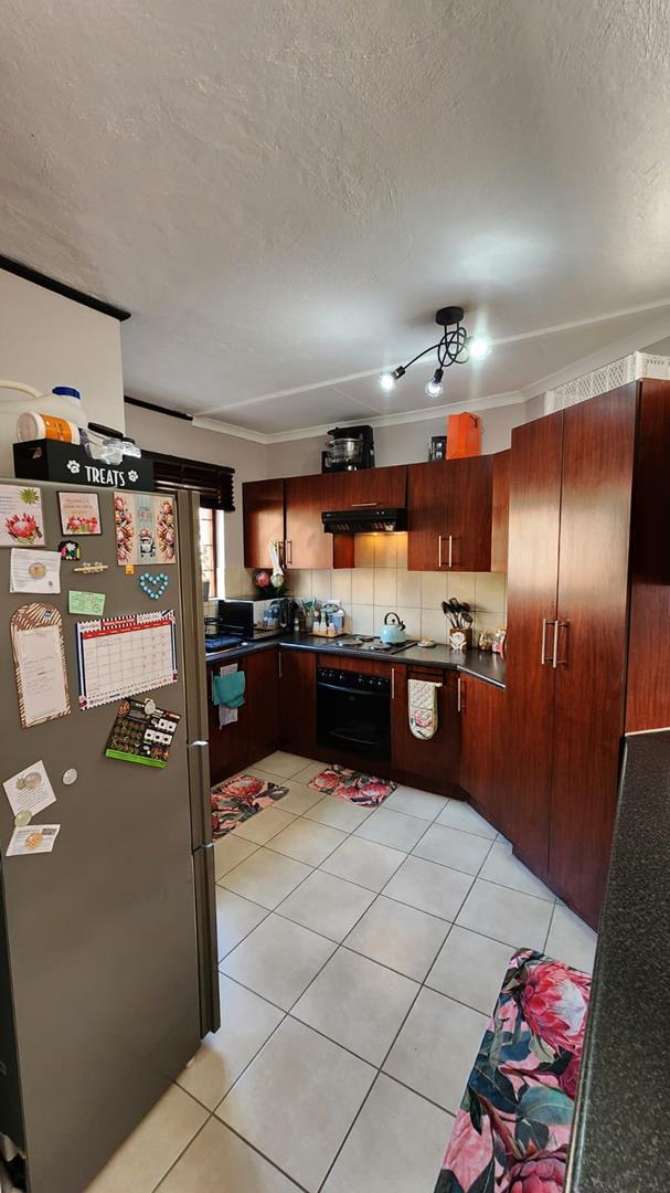 To Let 3 Bedroom Property for Rent in Cashan North West